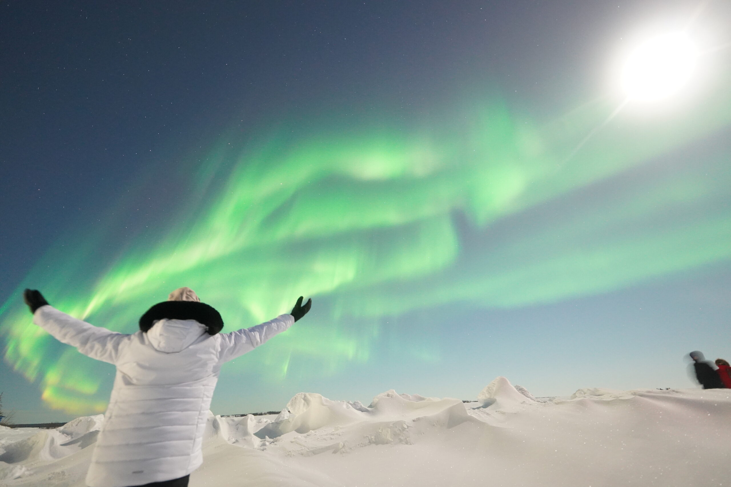 yellowknife aurora tour price